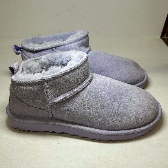 UGG Womens 8 M Light Purple Lined Ultra Mini Ankle Booties Display HU8 - Picture 2 of 7
